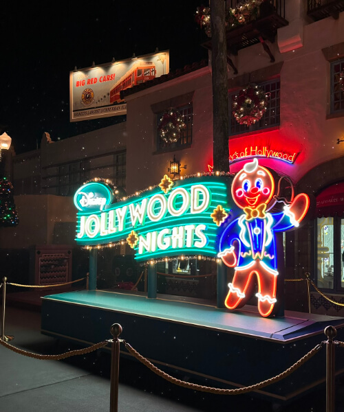 neon_entrance_sign_with_ollie_disney_jollywood_nights